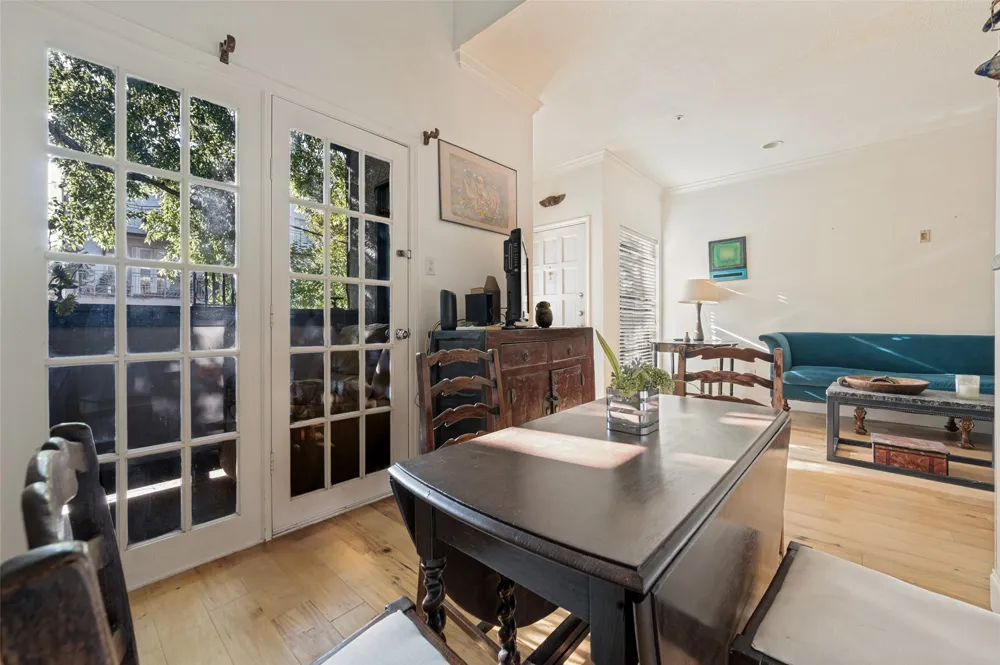 4102 Buena Vista Street #13 Dallas, TX 75204
