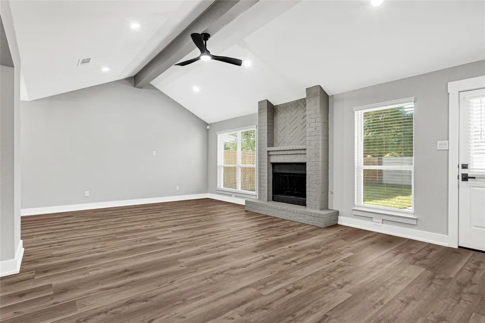 1826 Crestview Court Missouri City, TX 77459