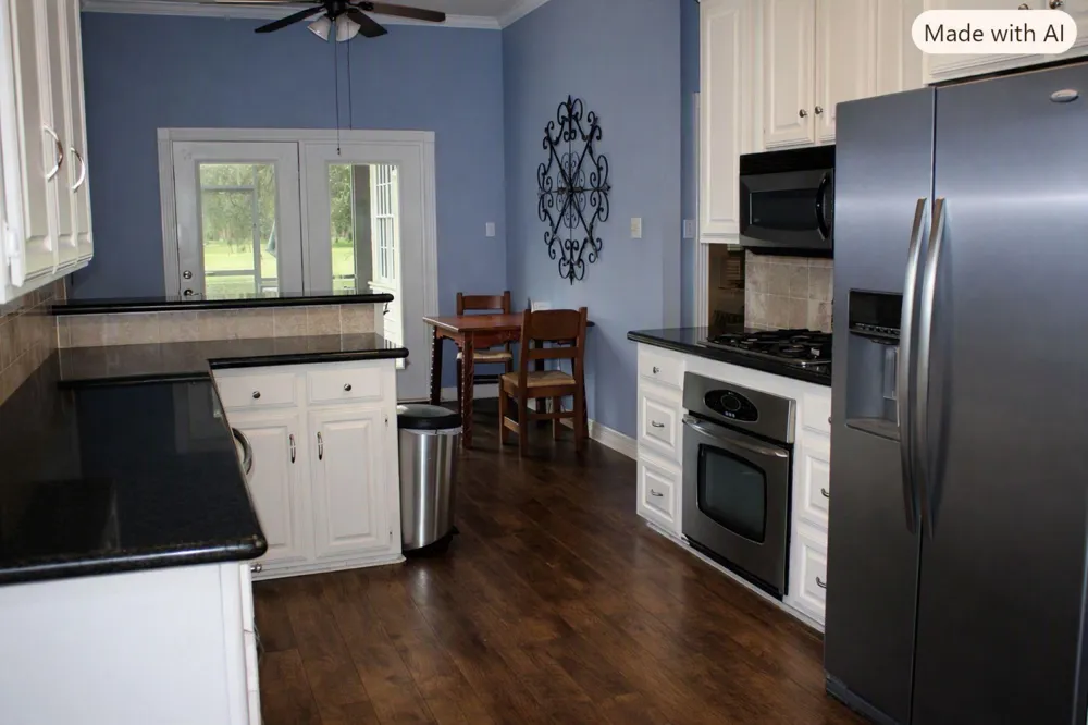 2186 Riverside Drive West Columbia, TX 77486