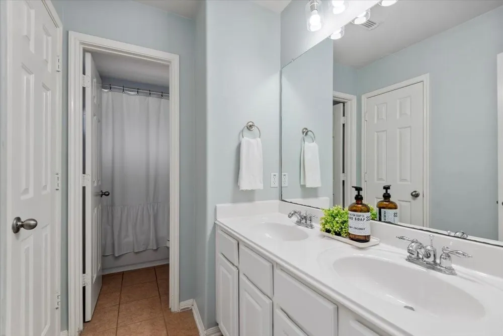 2410 Laureldale Park Lane Spring, TX 77386