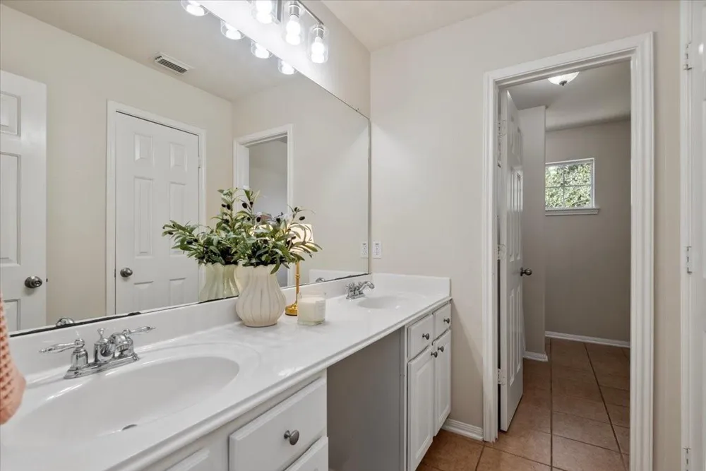 2410 Laureldale Park Lane Spring, TX 77386