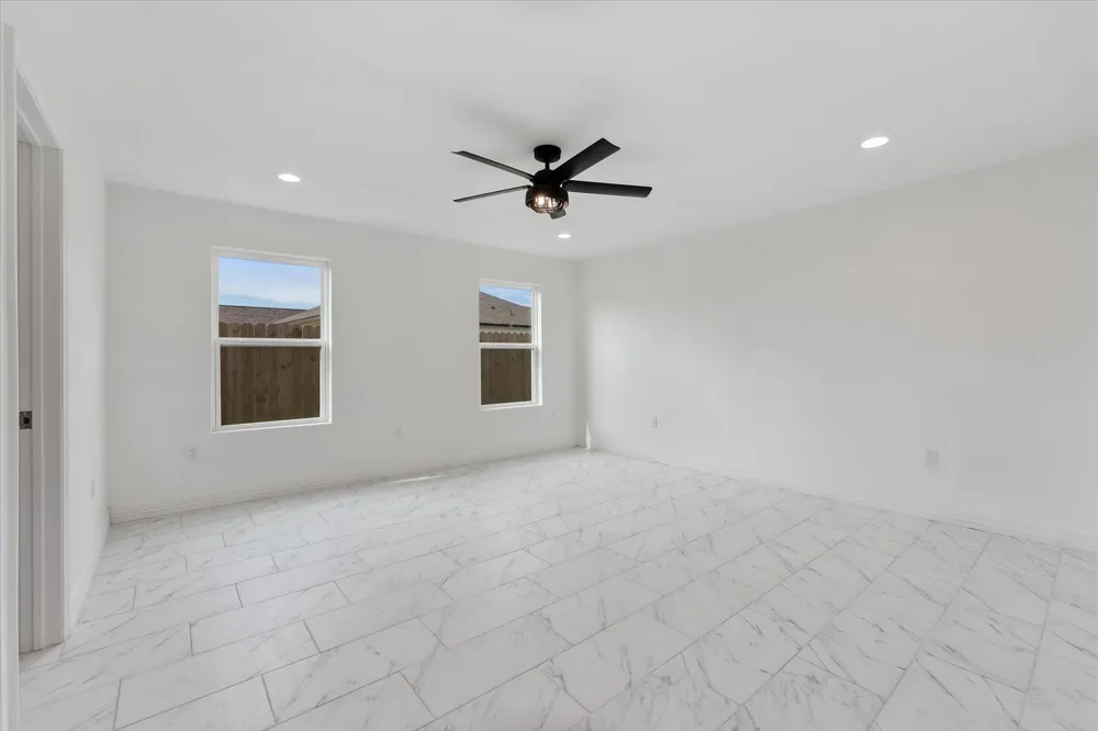 311 Road 51021 Cleveland, TX 77327