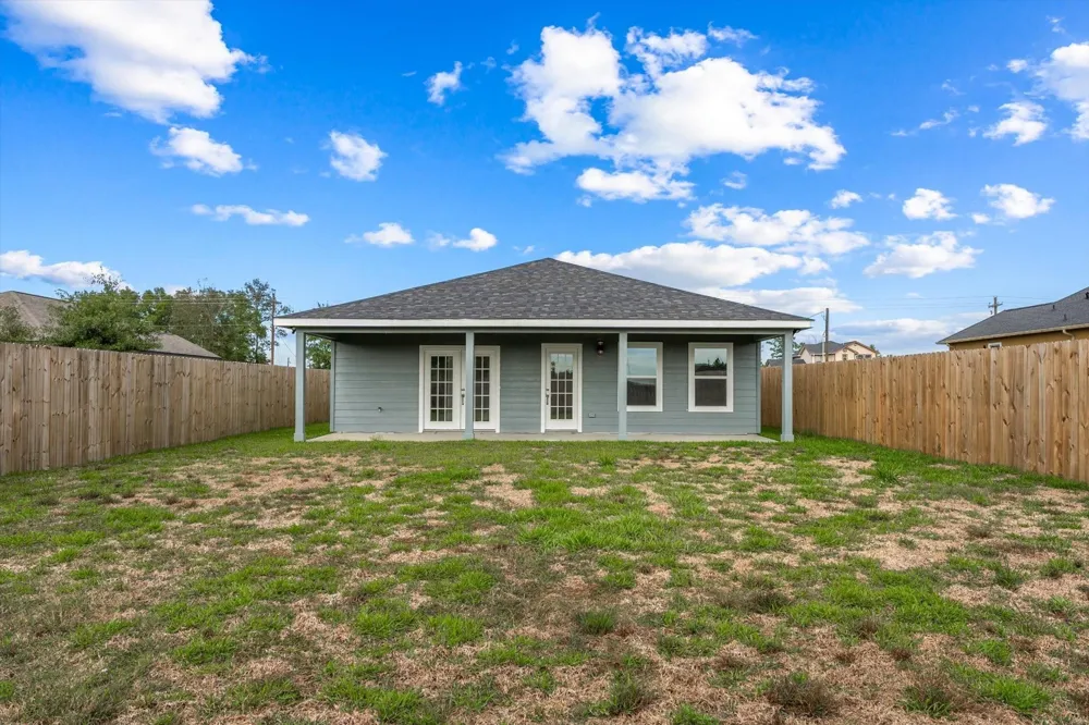 311 Road 51021 Cleveland, TX 77327