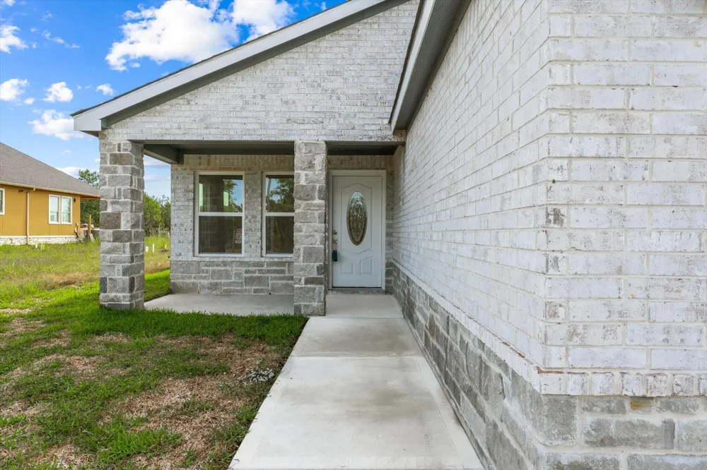 311 Road 51021 Cleveland, TX 77327