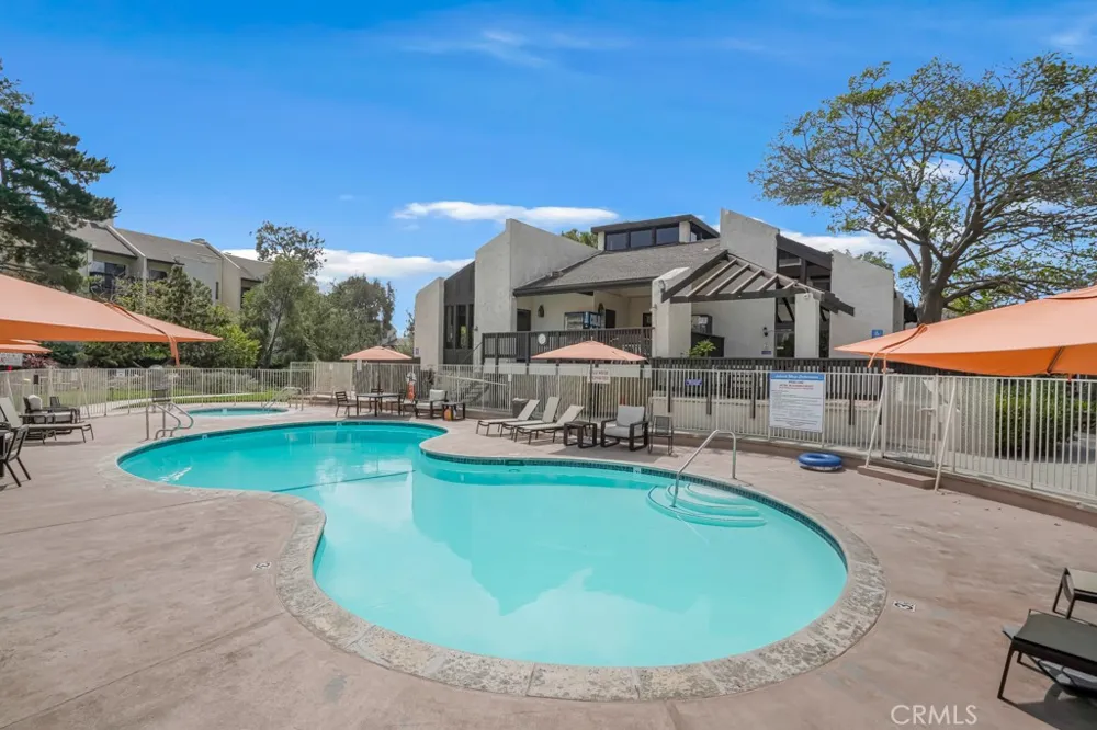 8201 Summertime Culver City, CA 90230