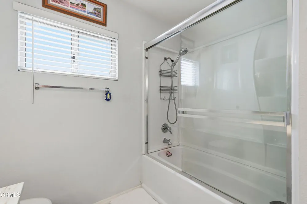 408 Burchett Street #11 Glendale, CA 91203