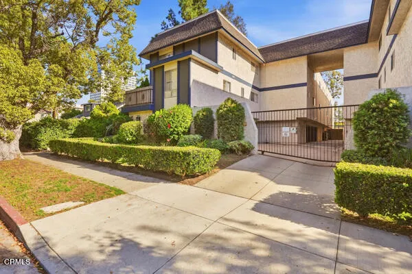 408 Burchett Street #11 Glendale, CA 91203