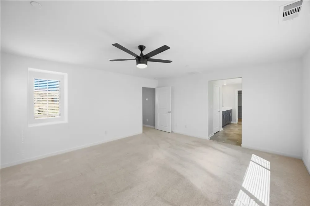16775 Fern Pine Fontana, CA 92336