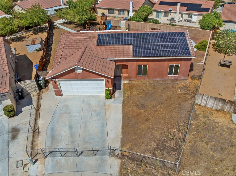 10716 Wakefield Street E Adelanto, CA 92301