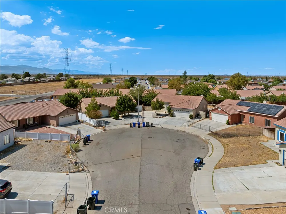 10716 Wakefield Street E Adelanto, CA 92301