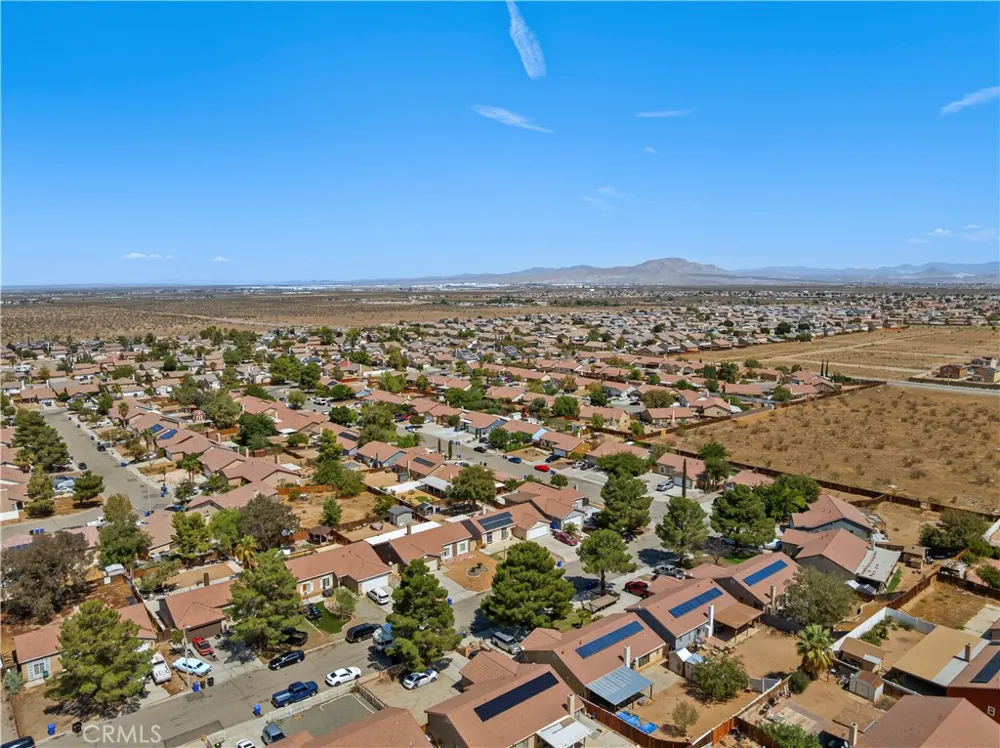 10716 Wakefield Street E Adelanto, CA 92301