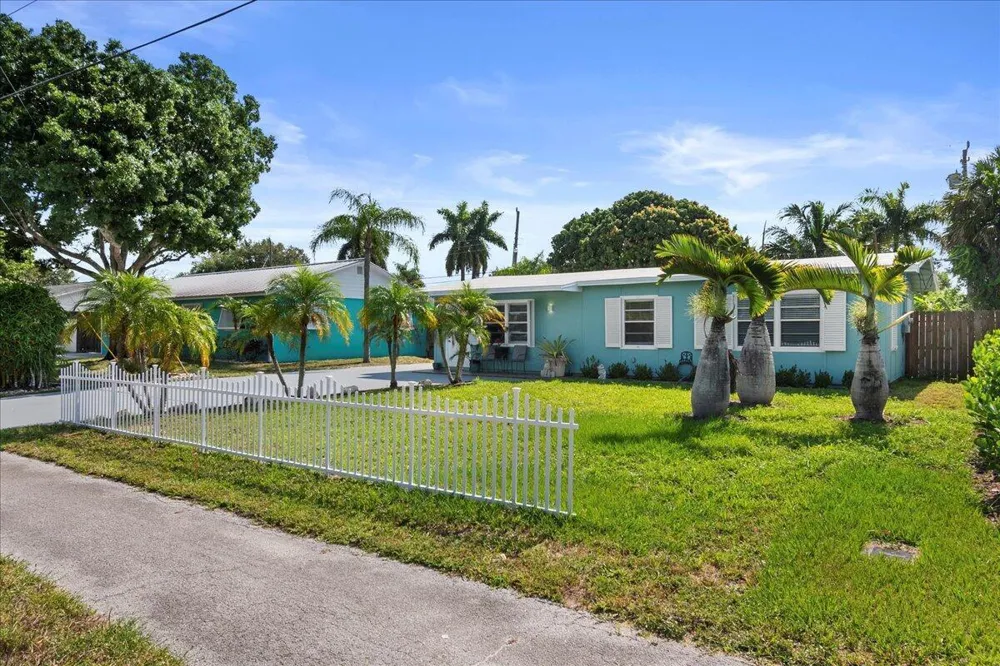 503 PENNOCK LANE Jupiter, FL 33458