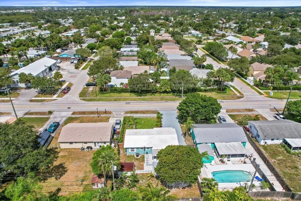 503 PENNOCK LANE Jupiter, FL 33458