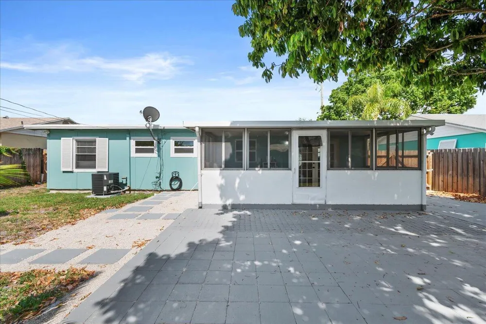 503 PENNOCK LANE Jupiter, FL 33458
