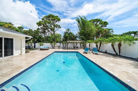 1029 W PALMETTO PARK ROAD