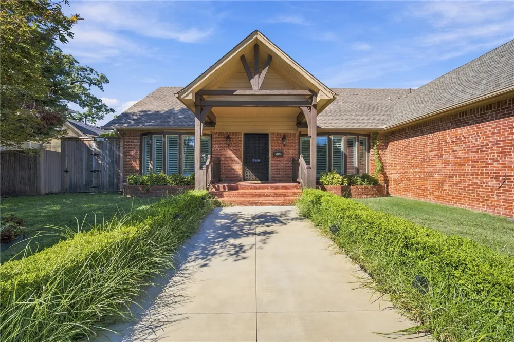 2131 E 31st Street Tulsa, OK 74105