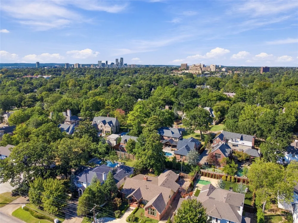 2131 E 31st Street Tulsa, OK 74105
