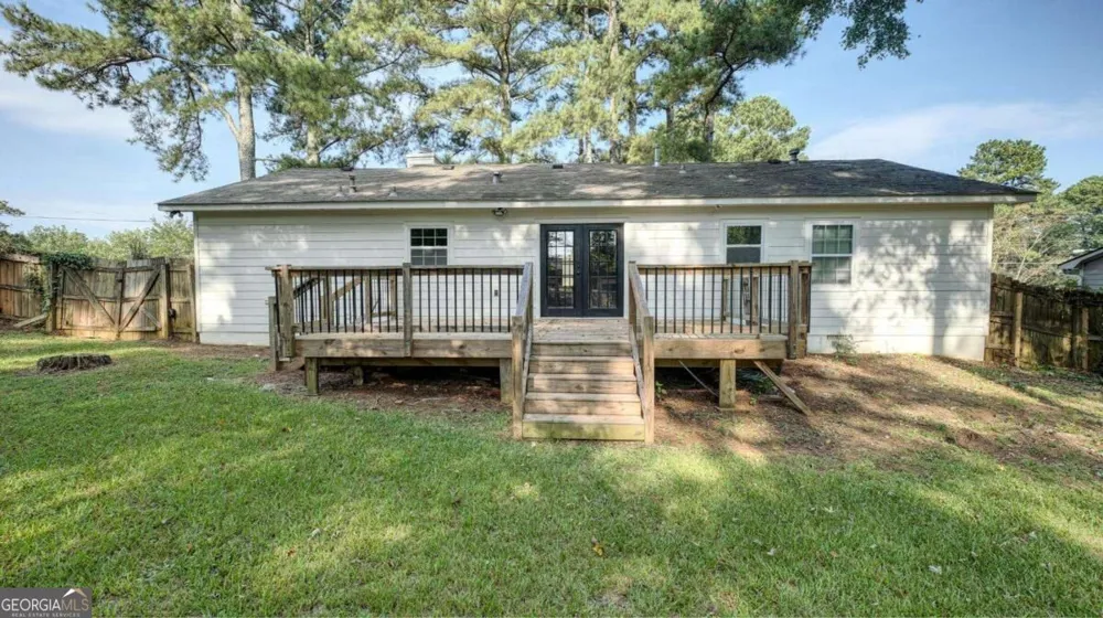 1402 Wethersfield RD Snellville, GA 30078