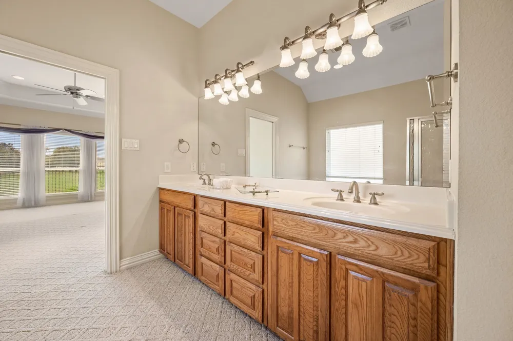 10701 Whitestone Ranch Road Benbrook, TX 76126
