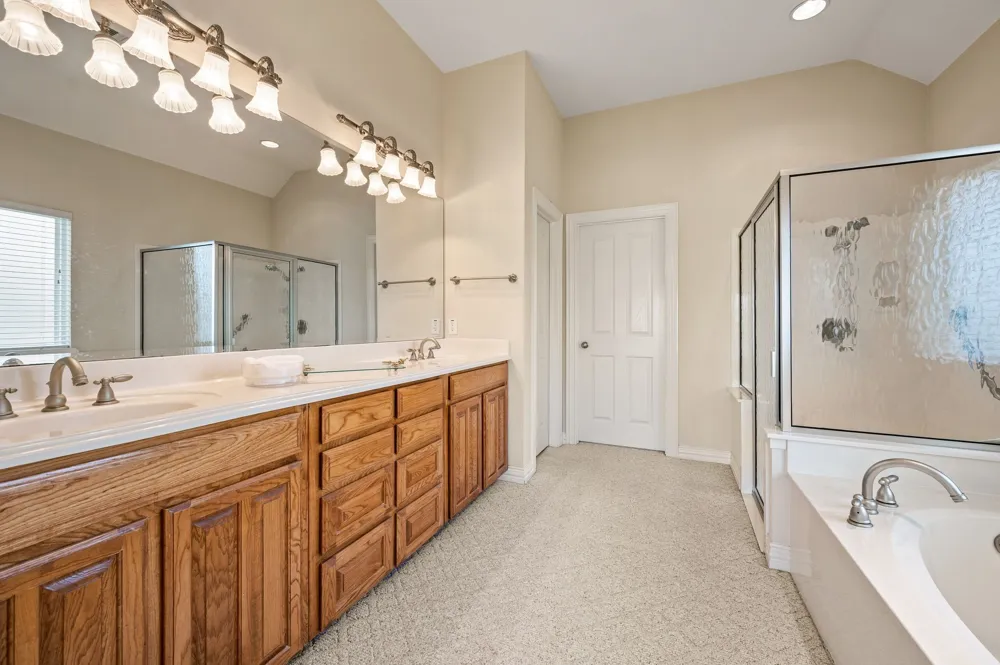 10701 Whitestone Ranch Road Benbrook, TX 76126