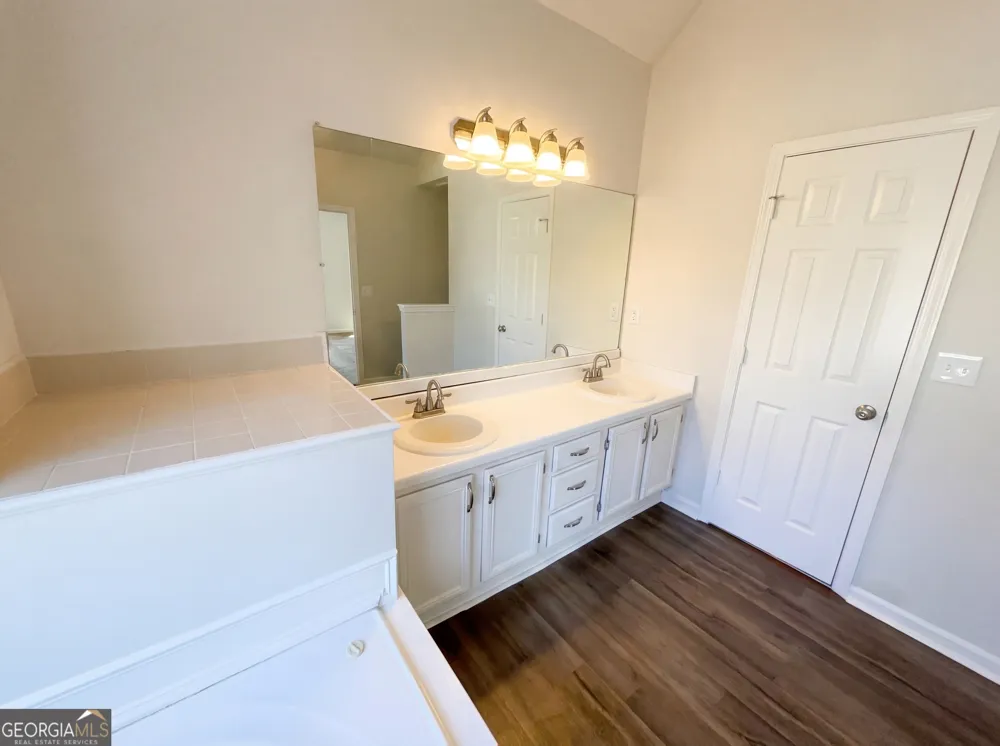 1012 Crown Corners DR McDonough, GA 30253