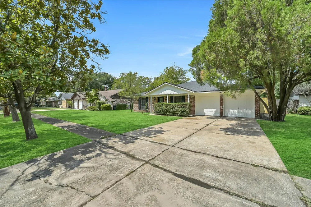12326 Brandywyne Drive Houston, TX 77077
