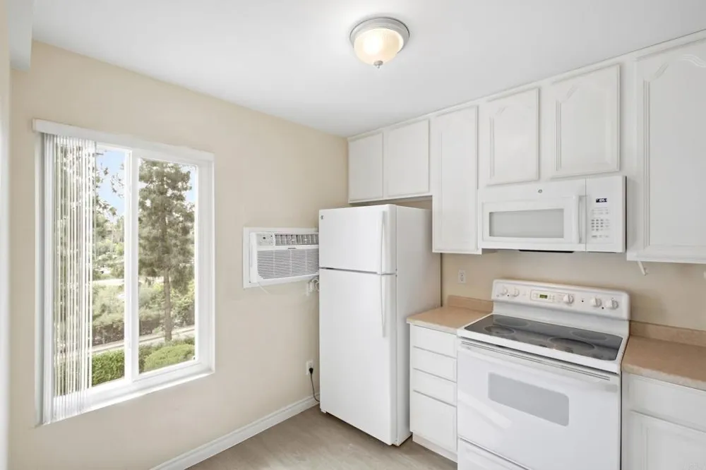 7500 Parkway Drive #207 La Mesa, CA 91942