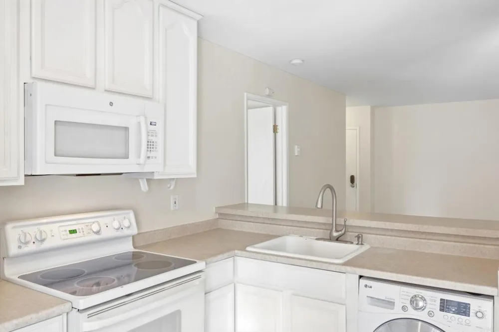 7500 Parkway Drive #207 La Mesa, CA 91942