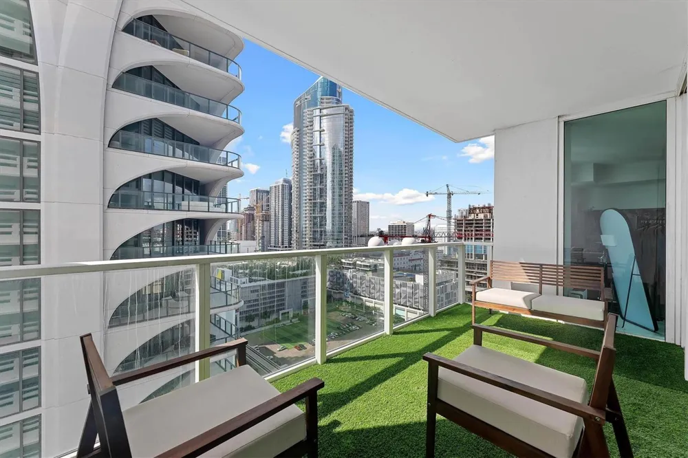 1040 Biscayne Boulevard #1908 Miami, FL 33132