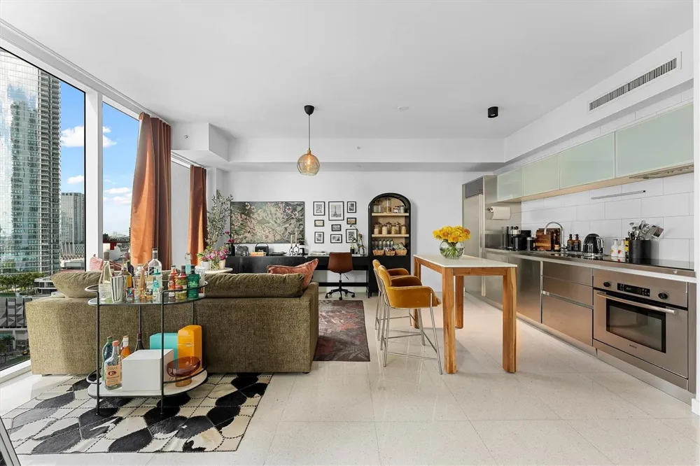 1040 Biscayne Boulevard #1908 Miami, FL 33132