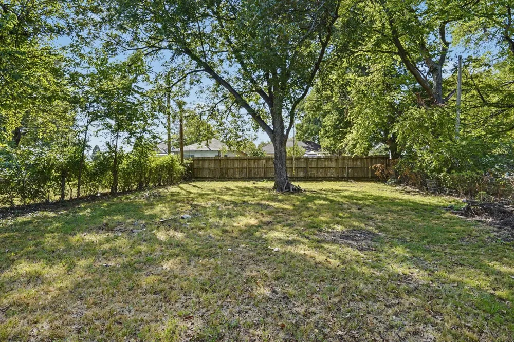 1040 New Haven Avenue Tulsa, OK 74115
