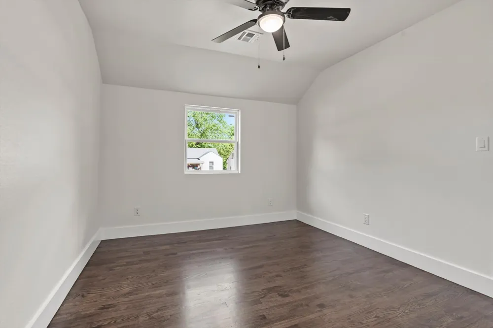 1040 New Haven Avenue Tulsa, OK 74115