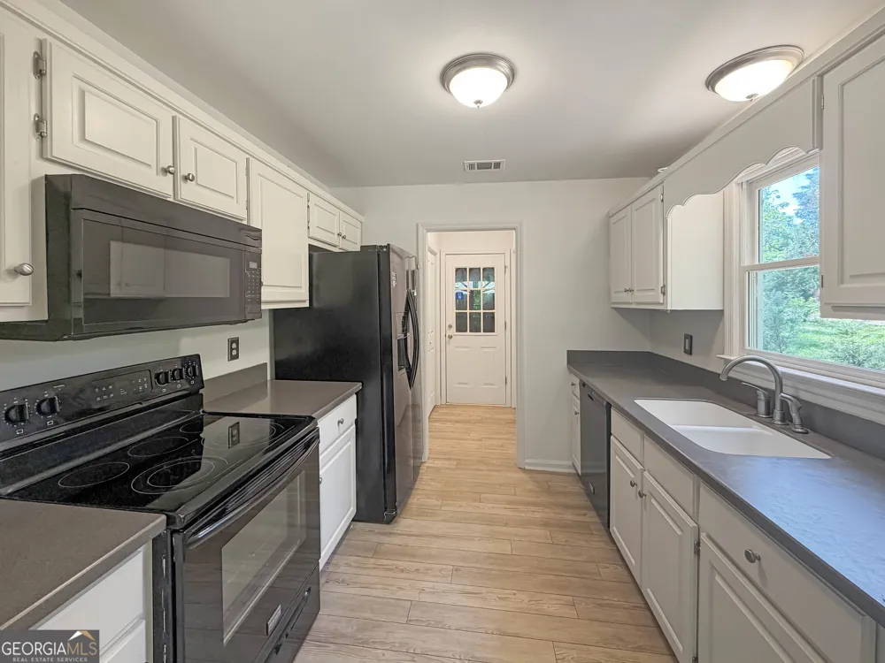 120 Brookstone CT Athens, GA 30605