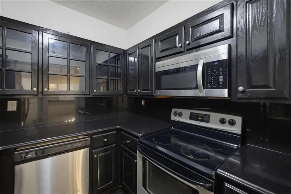 2870 Pharr Court South NW #2006 Atlanta, GA 30305