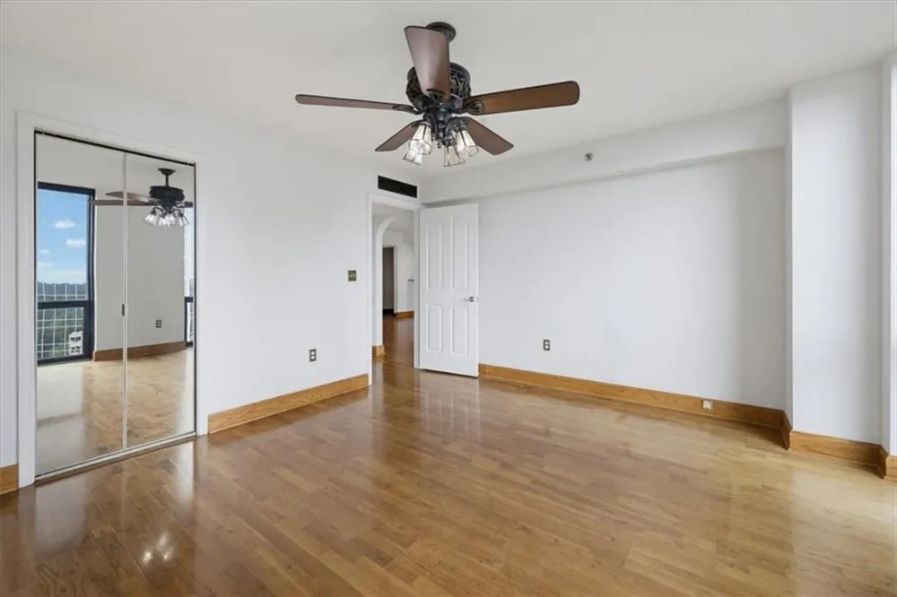 2870 Pharr Court South NW #2006 Atlanta, GA 30305