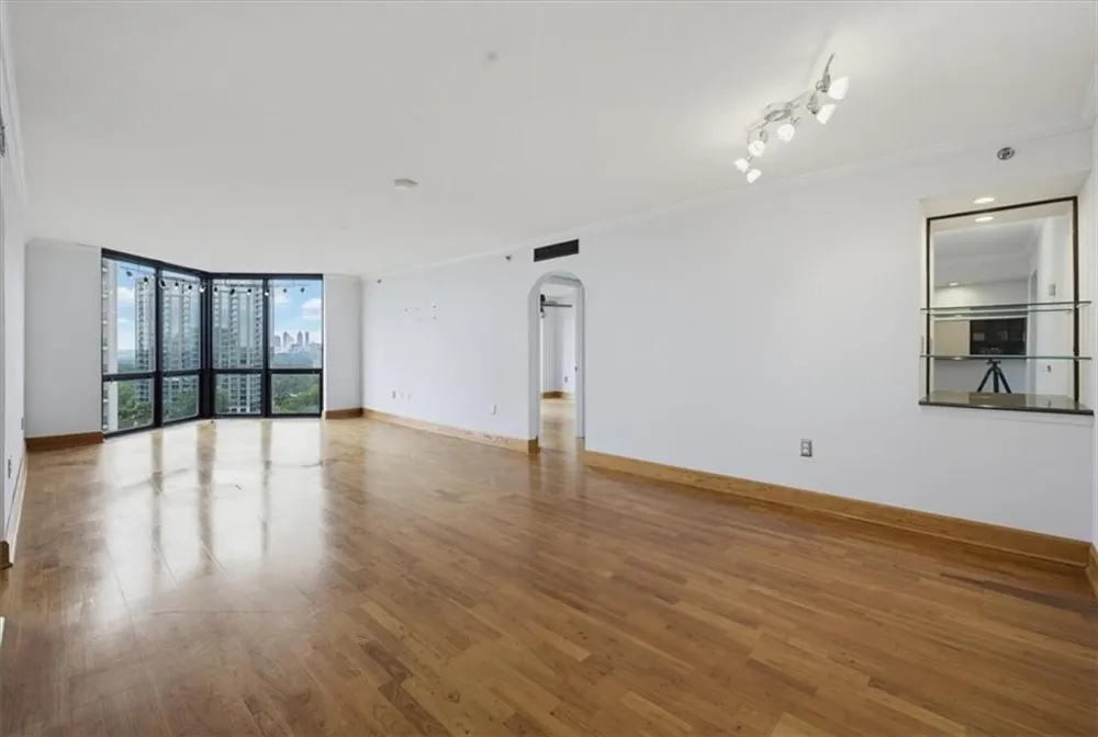 2870 Pharr Court South NW #2006 Atlanta, GA 30305