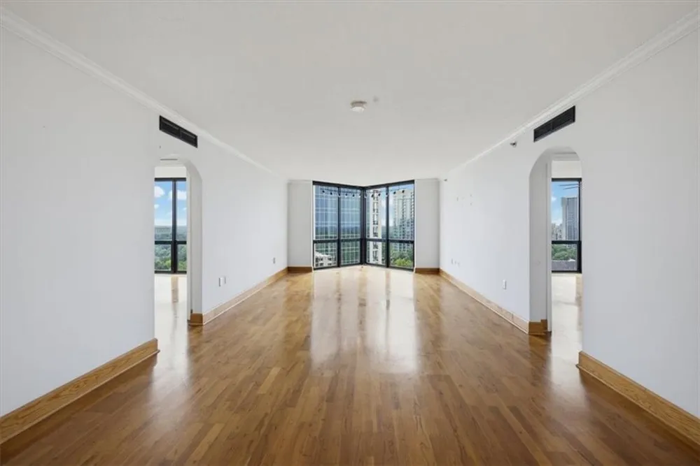 2870 Pharr Court South NW #2006 Atlanta, GA 30305