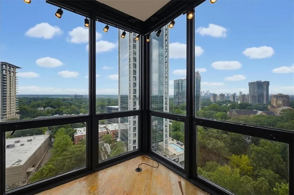2870 Pharr Court South NW #2006 Atlanta, GA 30305