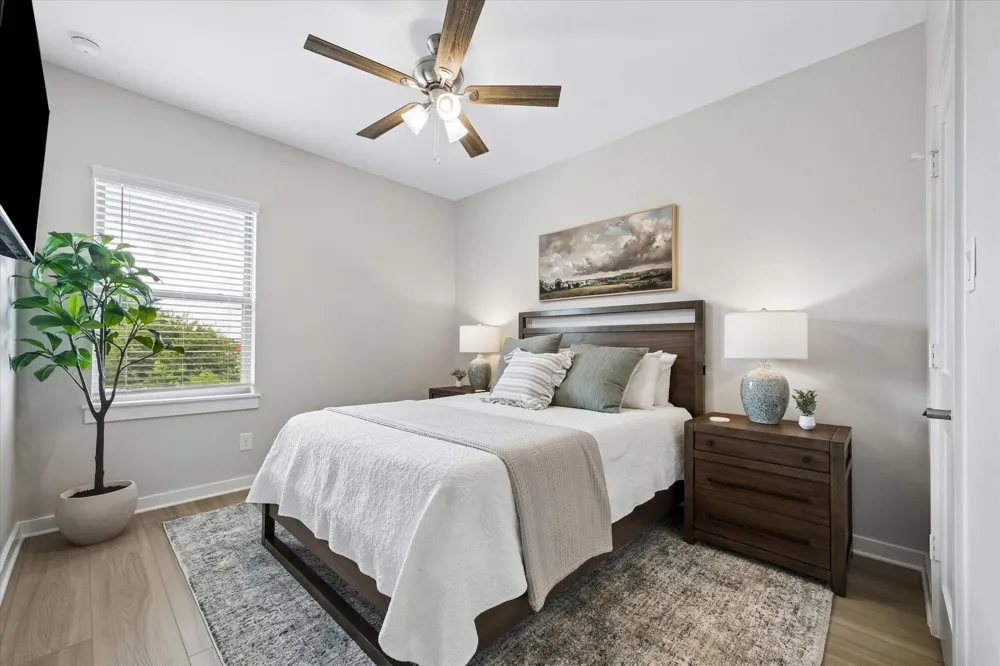 2337 Austin Avenue #B Pearland, TX 77581
