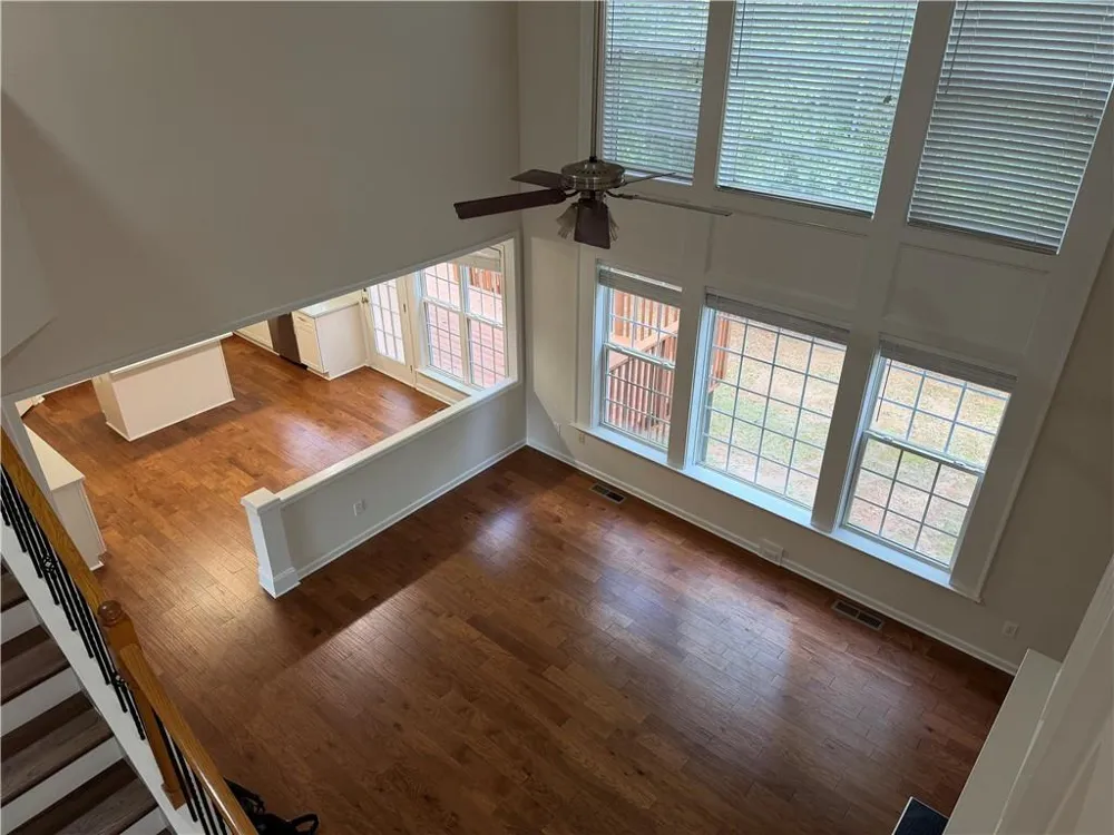 555 Midhurst Place Johns Creek, GA 30024
