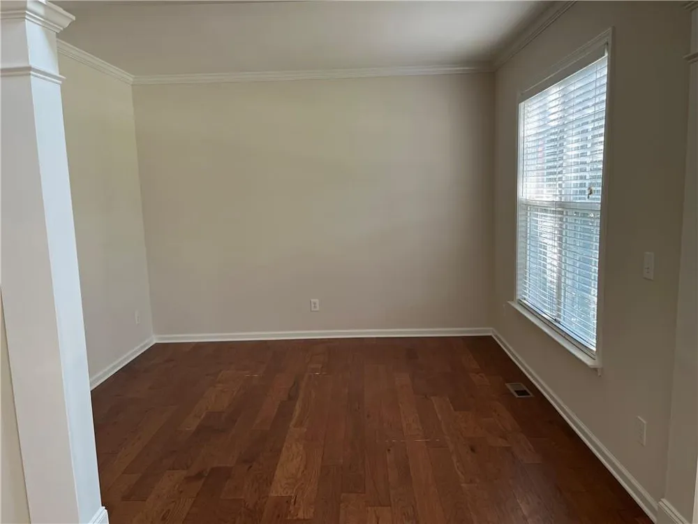 555 Midhurst Place Johns Creek, GA 30024