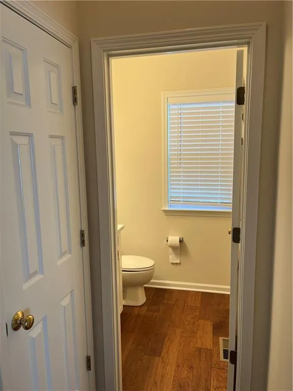555 Midhurst Place Johns Creek, GA 30024