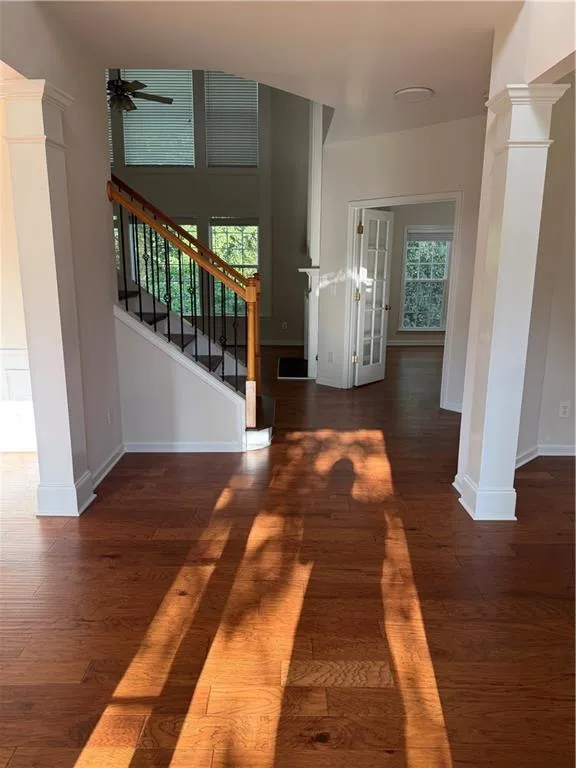 555 Midhurst Place Johns Creek, GA 30024