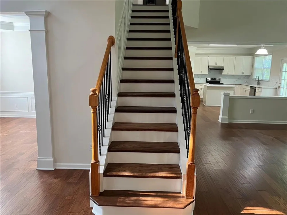 555 Midhurst Place Johns Creek, GA 30024
