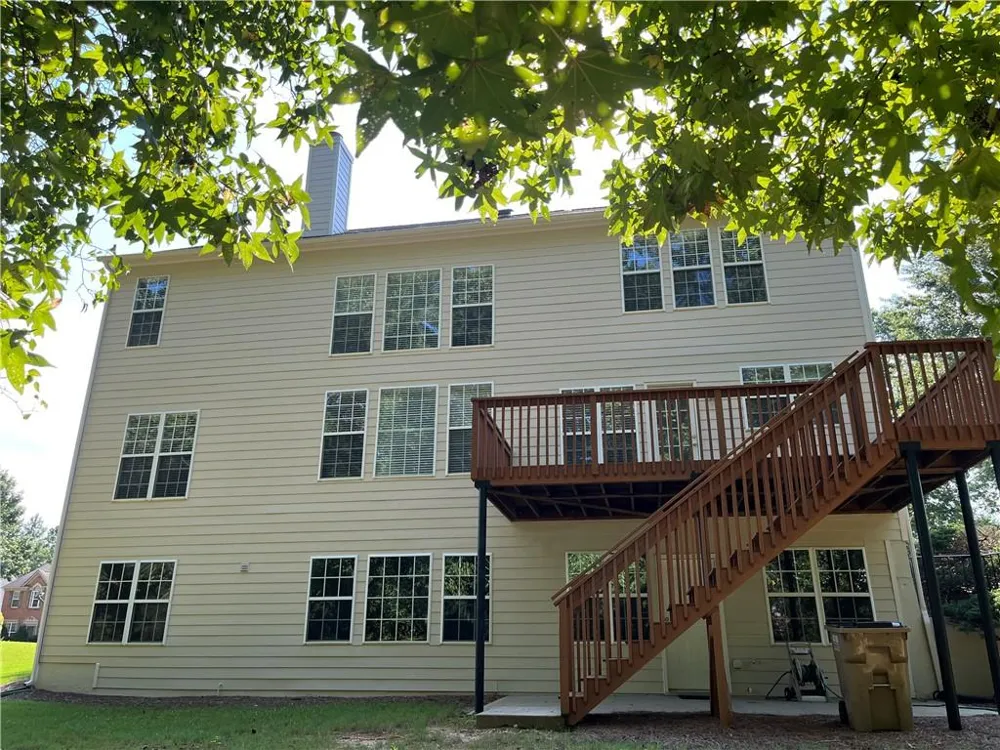 555 Midhurst Place Johns Creek, GA 30024
