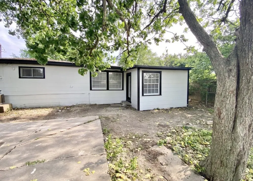 100 17th Avenue Texas City, TX 77590