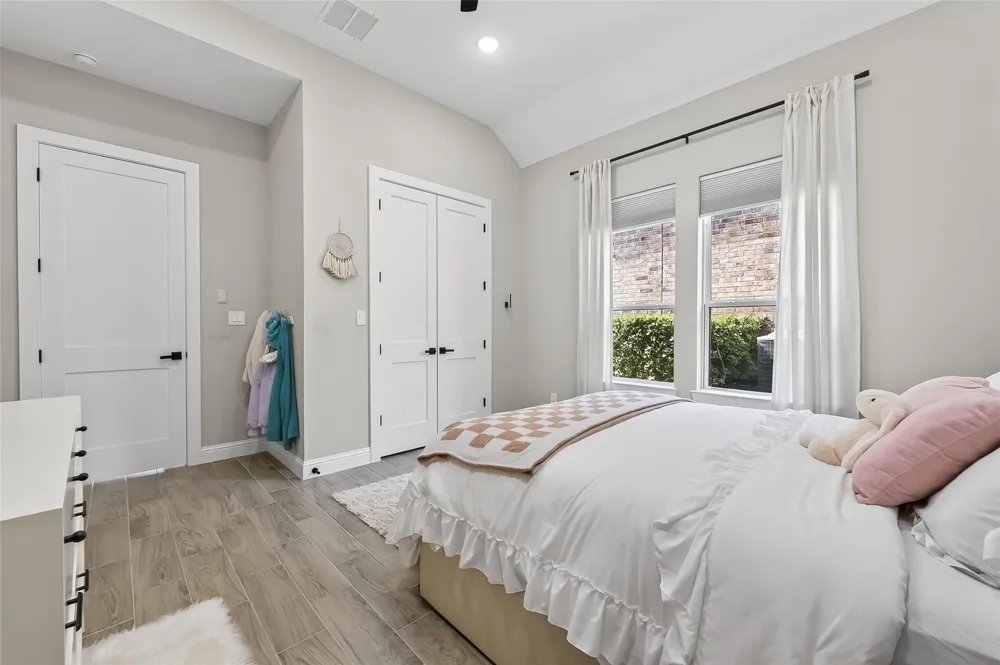 87 Waterford Way Montgomery, TX 77356