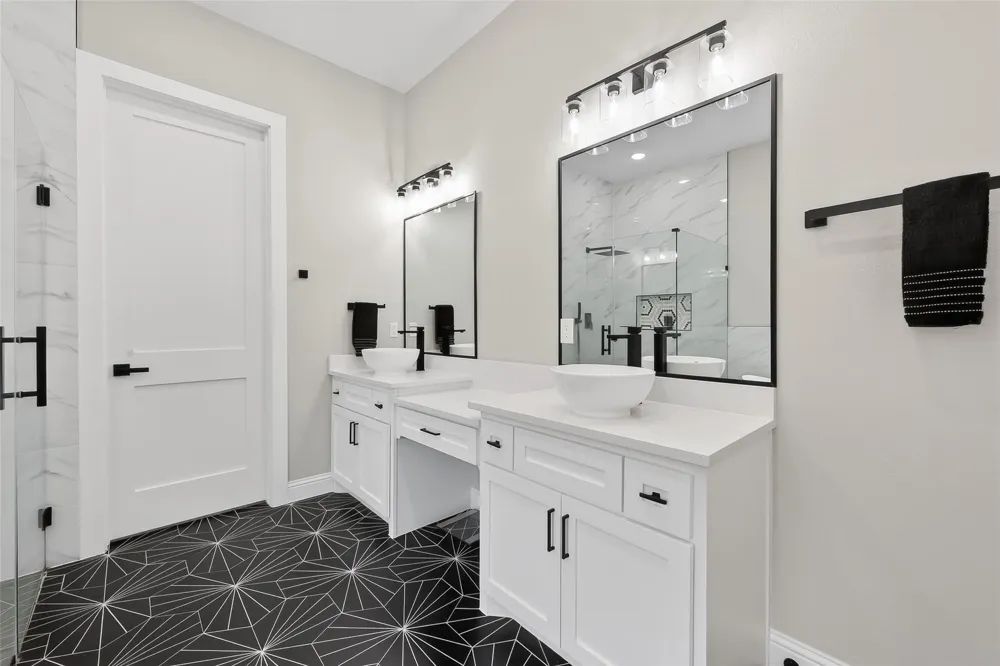 87 Waterford Way Montgomery, TX 77356