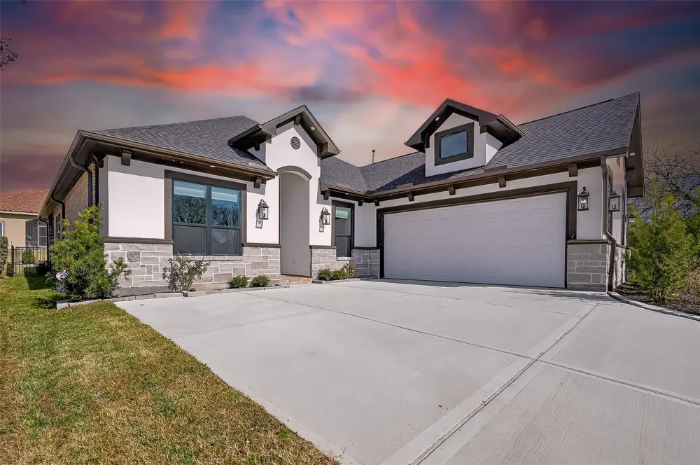 87 Waterford Way Montgomery, TX 77356