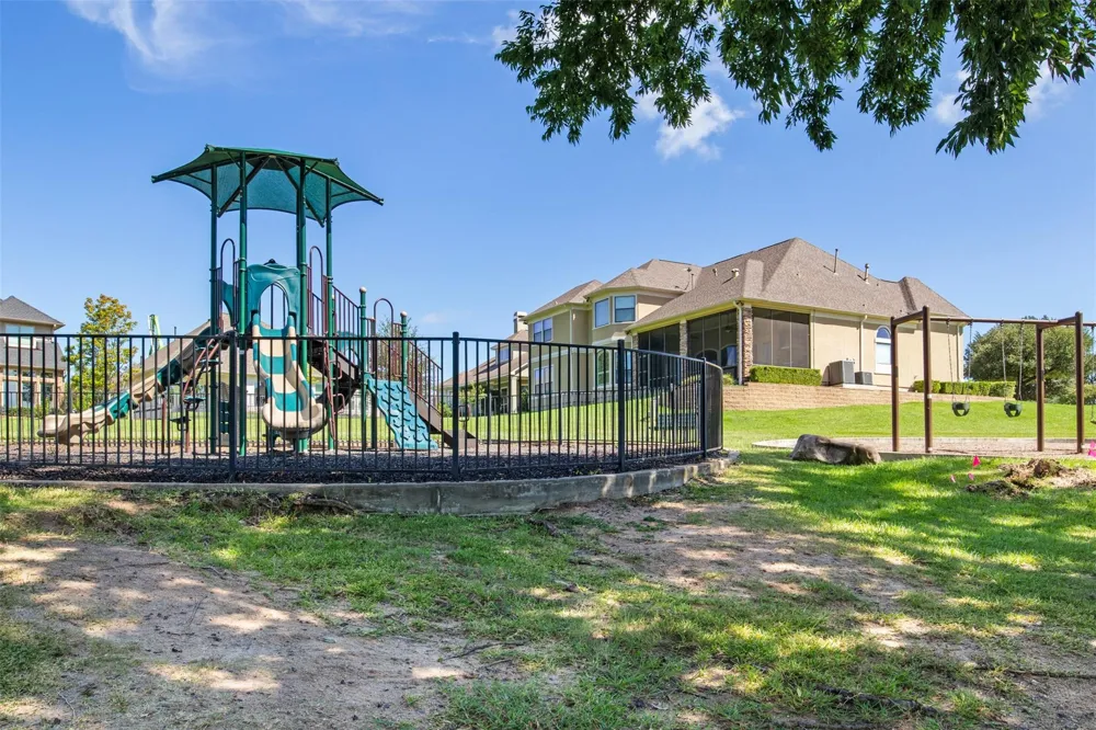 87 Waterford Way Montgomery, TX 77356